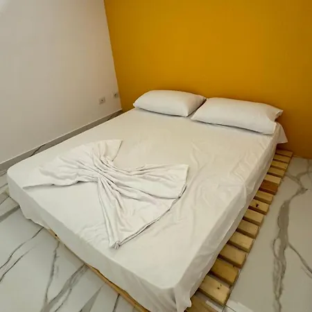 Apartament Golden Waves Seaview Lezhë